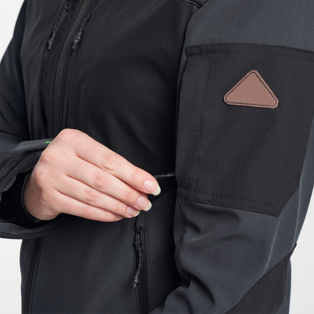 Women’s Hooded Softshell Jacket