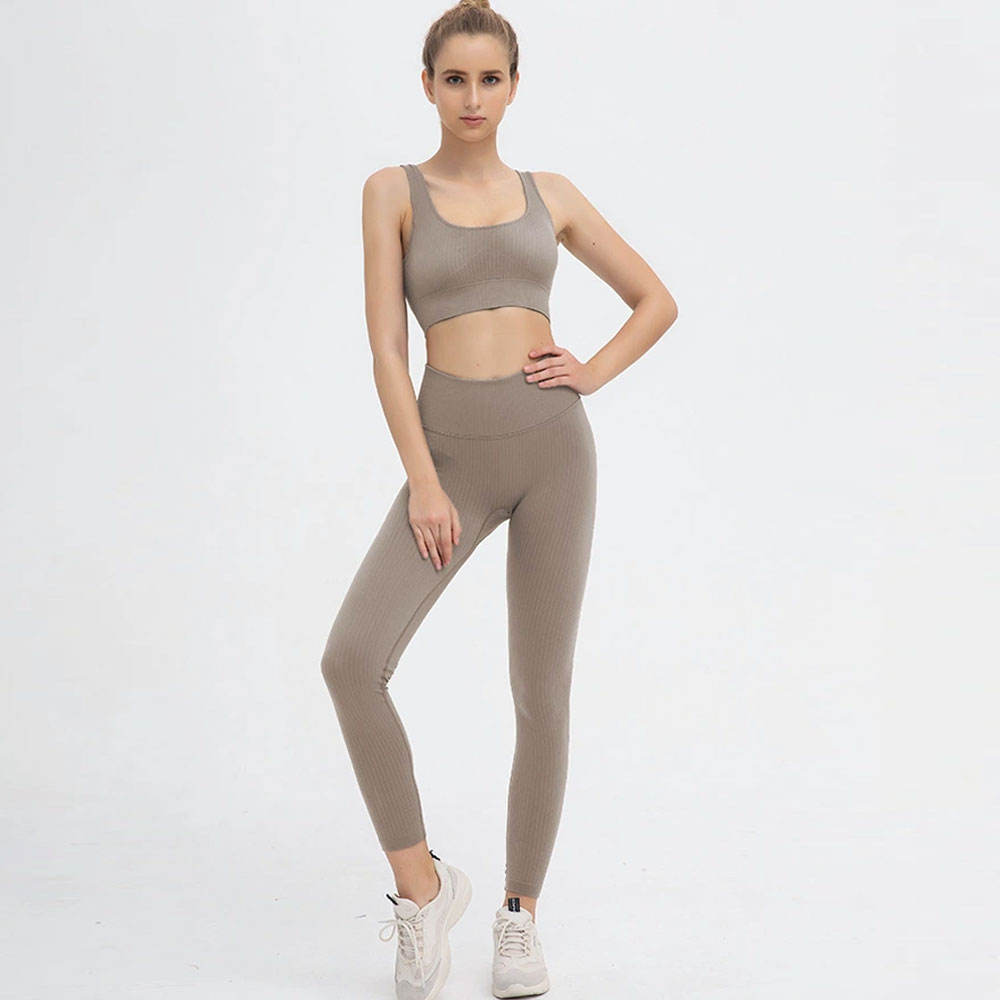 Latest Fashion Solid Color Fitness Women Yoga Set Ladies Gym Active Wear High Waist Yoga Sport Sets for Adults Yoga Set